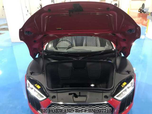 Audi R8 2013 (RHD - MANUAL)